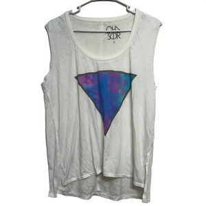 Chaser women’s Upside down triangle sleeveless top. Size small